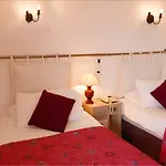ホテル Le Catalan Restaurant Le Miradou バニュルス・シュル・メール
